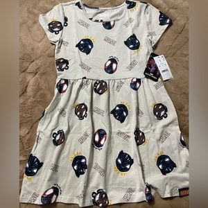 Girls Marvel Artist Series Beige Knit Knee Length Dress SMALL 6/7
